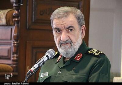  محسن رضایی: اجازه نمی‌دهیم آمریکا از منطقه فرار کند / تقریباً ۲۰۰ میلیارد دلار از جنگ ضرر دیده‌ایم / توضیح درباره دلیل عدم حضور رهبری در میان مردم