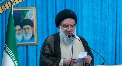  آیت الله خاتمی: انتظار مردم، مذاکره‌ای عزتمندانه و شرافتمندانه است از رزمندگان می‌خواهیم دستشان روی ماشه باشد | جهان نیوز
