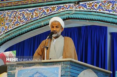  امام جمعه دشتستان: نظارت بر قیمت‌ها و مدیریت بازار با جدیت دنبال شود