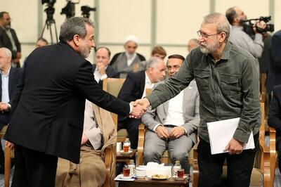  روایت تازه از 9 اسفند: شهید لاریجانی و عراقچی در بیت بودند