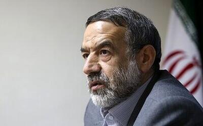  کامران غضنفری: باید از شیخ‌نشین‌های مفت خور خلیج فارس که به قطعنامه علیه ایران رای می‌دهند، عوارض چند برابری بگیریم