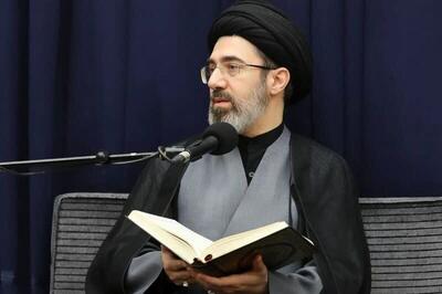  جزئیات جدید درباره آسیب دیدگی آیت الله مجتبی خامنه‌ای در حمله به بیت رهبری/ ​​​​​​​مدیر کل تشریفات دفتر رهبری: ایشان در موعد مناسب با شما صحبت می‌کند