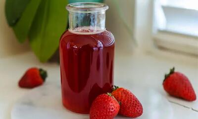  طرز تهیه سیروپ توت فرنگی خانگی؛ طبیعی و بدون مواد افزودنی