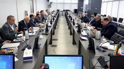  حفظ اشتغال داخلی با تسهیل صادرات خدمات فنی و مهندسی | دولت با ابزار دیپلماسی از صادرات خدمات حمایت کند