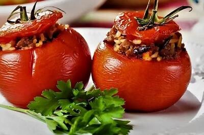  طرز تهیه دلمه گوجه فرنگی خوشمزه و مجلسی
