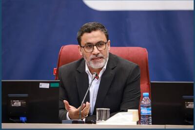  ادعای تازه درباره درآمد نجومی از تنگه هرمز / عضو کمیسیون صنایع: سالانه ۱۵ میلیارد دلار عوارض می‌گیریم