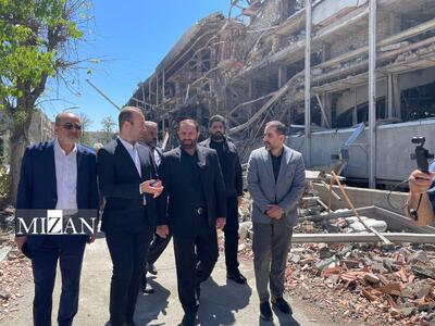  دادستان تهران از شرکت داروسازی «توفیق دارو» بازدید کرد/ تأکید بر بازسازی با همت نخبگان و اجرای مصوبات ستاد تسهیل و اقتصاد مقاومتی