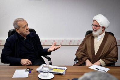  اگر هر یک از مردم تنها یک چراغ اضافه را خاموش کنند قطعاً کشور با مشکل برق مواجه نمی‌شود