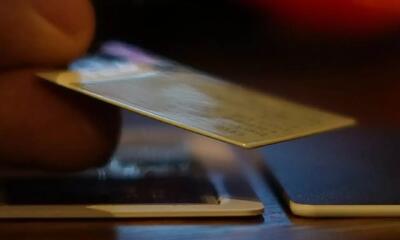  با Muxcard آشنا شوید؛ کامپیوتری به اندازه کارت بانکی که نمایشگر دارد + ویدیو