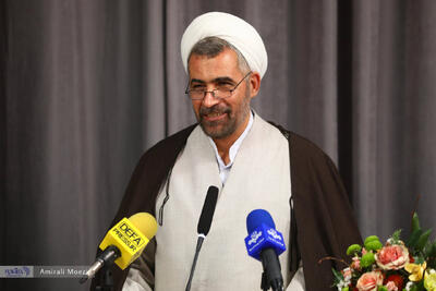  لاریجانی صبح‌ها کسی را نمی‌پذیرفت تا نطق‌های پیش از دستورش را خودش بنویسد/ ۴ ویژگی مدیریتی شهید لاریجانی به روایت رسول جعفریان