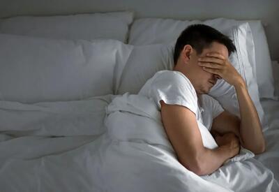  ۴ دلیل اصلی که چرا در طول شب نمی‌خوابید؟