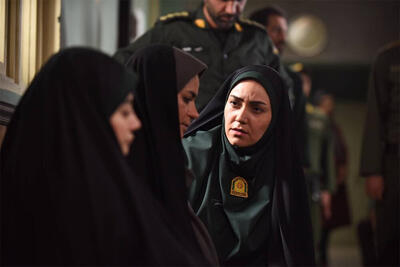  «کلانتری ۱۱» پربیننده‌ترین و محبوب‌ترین سریال ایام جنگ شد