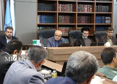  تاکید رئیس کل دادگستری فارس بر پایش مستمر زندانیان مالی، دقت در صدور قرار‌های تأمین و استفاده از پابند الکترونیکی برای کاهش جمعیت کیفری