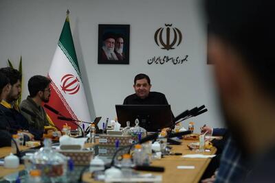  مخبر: نخبگان دانشگاهی با خدمات جهادی به هموطنان خود پای کارند/ ژست پیروزی ترامپ بازندگی او در جنگ را پنهان نمی‌کند/ همبستگی ملی محصول روحیه جهادی است