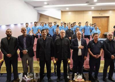  غایبان بزرگ ملاقات پزشکیان و بازیکنان تیم ملی!