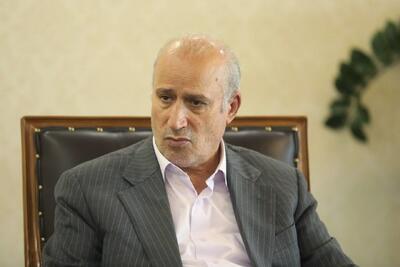  معین ادعای تاج را تکذیب کرد