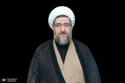  واکنش امام جمعه تبریز به امام جمعه رشت: ائمه جمعه هم ممکن است احساساتی شوند و حرف‌هایی بزنند