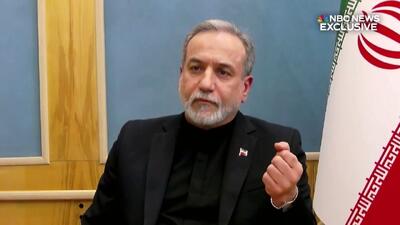  ببینید | دست ندادن عراقچی با خانم وزیر خارجه ویتنام؛ رعایت پروتکل اسلامی توسط وزیر خارجه ایران
