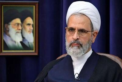  آیت‌الله اعرافی: هر صدایی که بر اتحاد ملت خدشه کند، ابزار استکبار است/ با پای لرزان نمی‌توان گام در نبردی گذاشت که یک سر آن میدان شبهات است