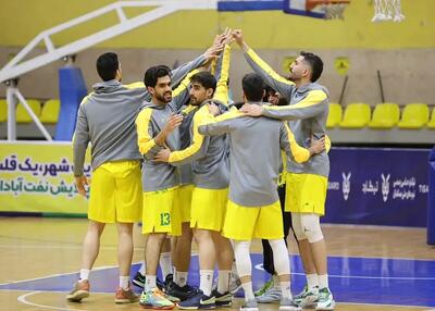  اردوی تیم بسکتبال پالایش آبادان در تهران