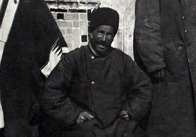  بساط «صرافی» در یک روز زمستانی در تهران دوران قاجار (عکس)