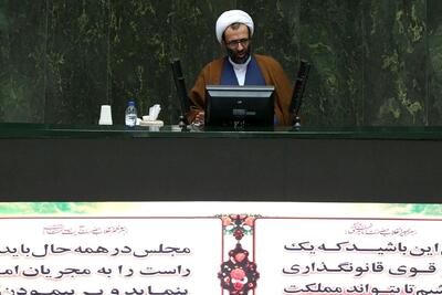  ۳۰۰ هزار نفر برای بیمه بیکاری ثبت‌نام کردند/ انتخابات هیات رئیسه در موعد مقرر برگزار می‌شود