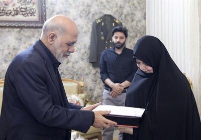  دیدار سرلشکر عبداللهی با خانواده شهید سپهبد موسوی - تسنیم