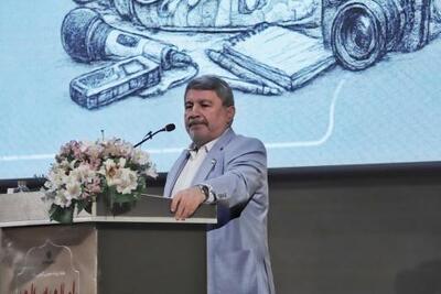  حضرتی: سیاست قطعی و بدون عقب نشینی دولت، گشایش اینترنت بین‌الملل است