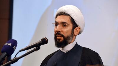 توضیح نماینده رهبر انقلاب در دانشگاه‌ها درباره نقل قول محمدرضا طاهری در میدان انقلاب: اصل مطلب با دقت بیان شده: «توهین» به دولت یا سایر مسئولانی که عهده‌دار مأموریت‌های حساسی هستند، به ویژه در زمان جنگ، خط قرمز رهبری محسوب می‌شود