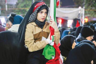  خادمان کوچک همراهی در میدان بزرگ همدلی