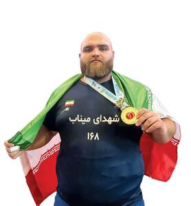  ایرانی بودنم را به رخ دنیا کشیدم