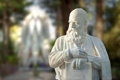  خیام؛ حکیمی که مرزهای زمان را درنوردید