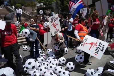  جنجال در تدارکات جام جهانی فوتبال/ کارگران آماده اعتصاب‌اند