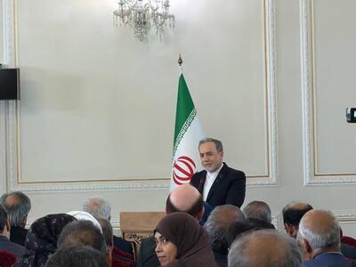  دوران جنگ هیچکس از وزارت خارجه پناهنده نشد و استعفا نداد