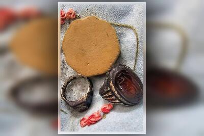  انگشتر عقیق تو در خون تپیده بود