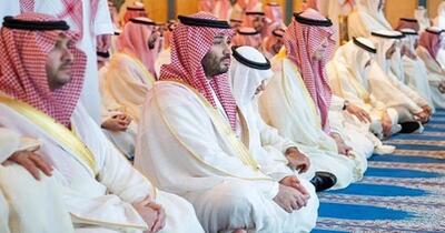  میدل ایست آی: ترامپ حمله به ایران را در این هفته به تعویق انداخت، زیرا متحدان عرب و مقامات دولت خودش به او هشدار دادند در ایام حج، جنگ را از سر نگیرد