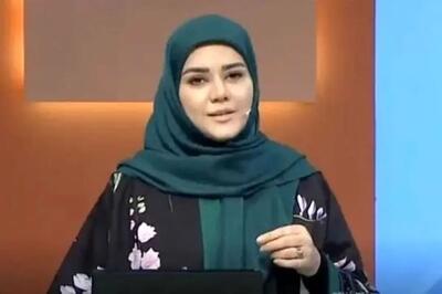  حرکت عجیب مجری تلویزیون روی آنتن زنده صداوسیما!