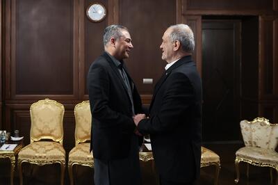  سی‌بی‌اس به نقل از یک مقام ارشد پاکستانی: دیدارهای وزیر کشور پاکستان در تهران باعث شده مذاکرات «در مسیری مهم» پیش برود به همین دلیل دلیل فرمانده ارتش پاکستان راهی ایران شده