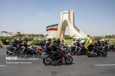  رزمایش موتورسواران جان‌فدا