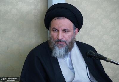  آیت‌الله ملک حسینی، عضو مجلس خبرگان رهبری: باید مافیاها را از بین برد/ بی‌اعتمادی به مسئولان نتیجه‌ای جز قدرت‌یافتن و امیدوار کردن دشمن نخواهد داشت/ دوران عبور از دسته‌بندی‌های چپ و راست فرارسیده است