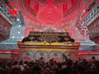  حرم امام حسین(ع) سیاه‌پوش شد + فیلم