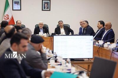  عارف: هیچ مسئولی حق اظهارنظر شخصی درباره بنزین ندارد