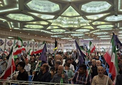  آغار مراسم گرامیداشت شهدای جنگ تحمیلی سوم با حضور مقامات عالی کشور - تسنیم