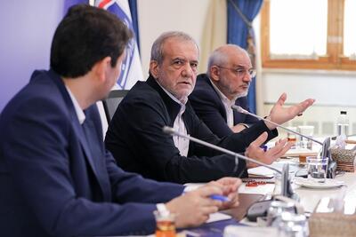 مصوبه بازگشایی اینترنت بین الملل از سوی پزشکیان به وزارت ارتباطات ابلاغ شد / یک خبرگزاری دولتی: انتظار می‌رود این دستور فردا اجرایی شود