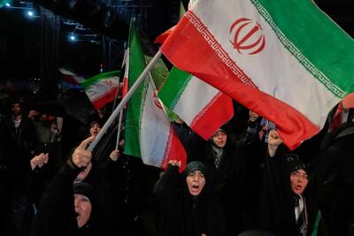  قدردانی از ایستادگی مردم و نیروهای مسلح