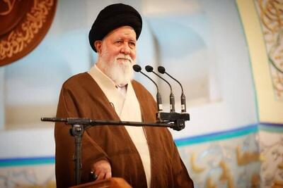  علم‌الهدی: شرافت این تجمعات برای پیامبر به مراتب بیشتر از نماز است / گرانی در شرایط جنگی طبیعی است