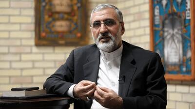  روایتی جدید از سقوط بالگرد حامل ابراهیم رئیسی از زبان اسماعیلی/ علت جا به جایی برخی مسئولان در مسیر سفرهای هوایی چه بود؟