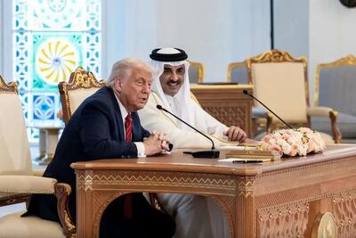  گفت‌وگوی تلفنی ترامپ با امیر قطر/ ترامپ از تلاش‌های دوحه در جهت نزدیک‌سازی دیدگاه‌ها و پیش‌برد مسیر‌های تنش‌زدایی در منطقه تمجید کرد/ تأکید امیر قطر بر ضرورت اولویت دادن به راهکار‌های دیپلماتیک