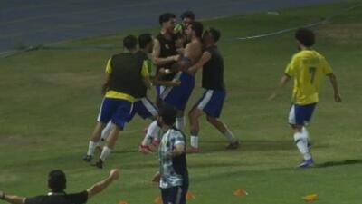  خلاصه بازی صنعت نفت آبادان 1-0 کارا گستر (گلزنی و اخراج طالب ریکانی)