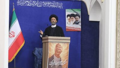  امام جمعه اردبیل: آمریکا در باتلاق شکست دنبال نجات تل‌آویو است